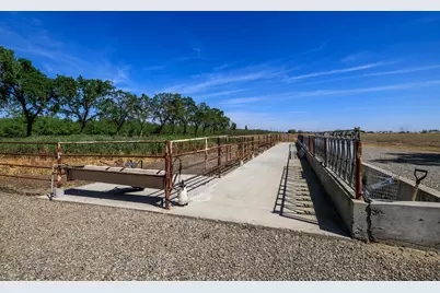 4486 Weir Avenue, Livingston, CA 95334 - Photo 53