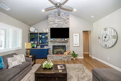 4486 Weir Avenue, Livingston, CA 95334 - Photo 7