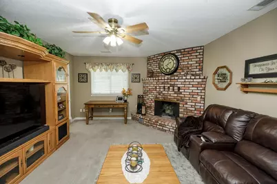 6605 Narcisco Way, Hughson, CA 95326 - Photo 9