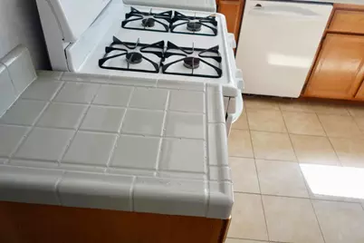 9572 S Coast Lane, Elk Grove, CA 95758 - Photo 9