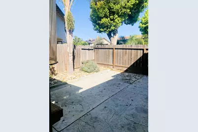 1049 Compass Lane, Manteca, CA 95537 - Photo 11