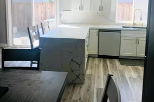 1049 Compass Ln, Manteca, CA 95337 - Photo 3