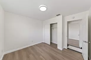 8033 Renton Way, Sacramento, CA 95828 - Photo 31