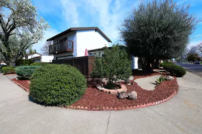 300 Los Verdes Court, Modesto, CA 95354 - Photo 7