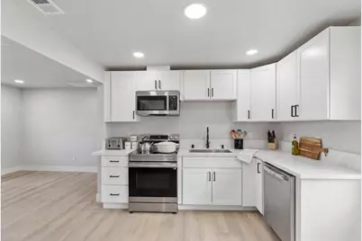 2170 20th Avenue, Sacramento, CA 95822 - Photo 21