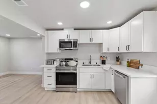 2170 20th Ave, Sacramento, CA 95822 - Photo 21