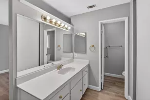 1632 Klamath River Dr, Rancho Cordova, CA 95670 - Photo 29