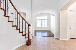 5716 Alder Bridge Ct, Elk Grove, CA 95757 - Photo 3