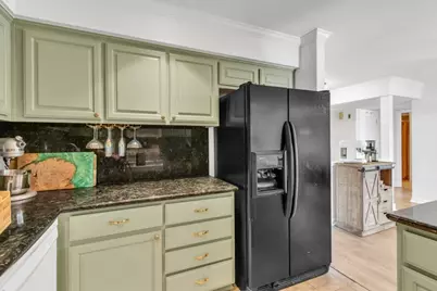 7921 Arcade Lake Ln, Citrus Heights, CA 95610 - Photo 9