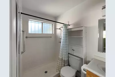 619 E Robinhood Drive, Stockton, CA 95207 - Photo 13