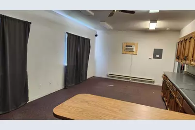 19215 Hooker Creek Road, Cottonwood, CA 96022 - Photo 17