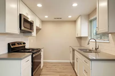 495 Cherry Lane #J, Manteca, CA 95337 - Photo 9