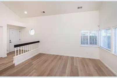 1955 Clearbrook Court, Tracy, CA 95376 - Photo 7