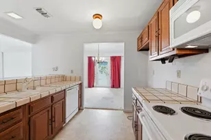 430 Rio Del Oro Ln, Sacramento, CA 95825 - Photo 17