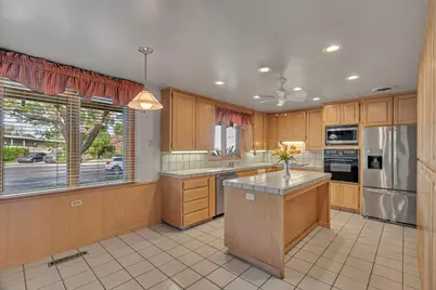 2506 Kenmore Court, Modesto, CA 95355 - Photo 13