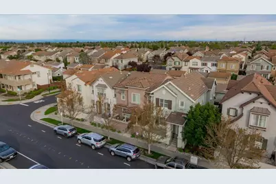 3040 Village Plaza Drive, Roseville, CA 95747 - Photo 63