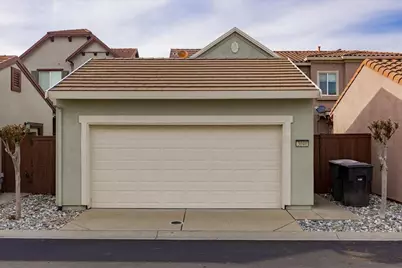 3040 Village Plaza Drive, Roseville, CA 95747 - Photo 45