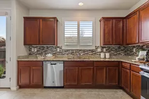 3040 Village Plaza Dr, Roseville, CA 95747 - Photo 17