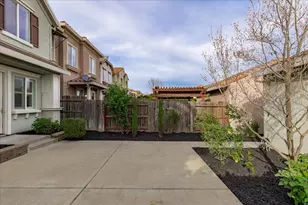 3040 Village Plaza Dr, Roseville, CA 95747 - Photo 39