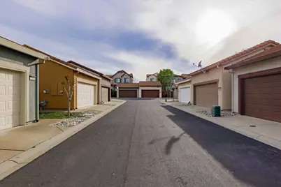 3040 Village Plaza Drive, Roseville, CA 95747 - Photo 47