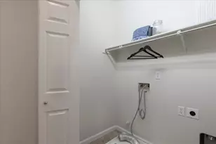 3040 Village Plaza Dr, Roseville, CA 95747 - Photo 31