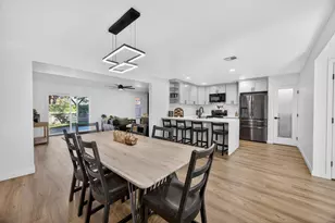 27 Park W Ct, Sacramento, CA 95831 - Photo 25