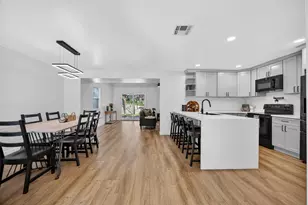 27 Park W Ct, Sacramento, CA 95831 - Photo 15