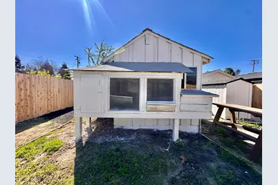 717 Parnell Avenue, Turlock, CA 95380 - Photo 23