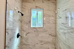 717 Parnell Ave, Turlock, CA 95380 - Photo 15