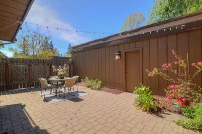 2274 Sierra Blvd #H, Sacramento, CA 95825 - Photo 7