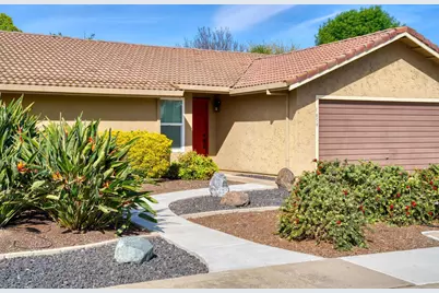 1859 Elmwood Lane, Manteca, CA 95336 - Photo 5