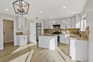 5481 Muskingham Way, Sacramento, CA 95823 - Photo 11