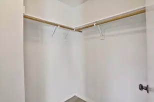 5481 Muskingham Way, Sacramento, CA 95823 - Photo 41