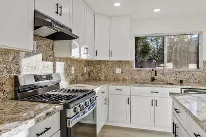 5481 Muskingham Way, Sacramento, CA 95823 - Photo 13