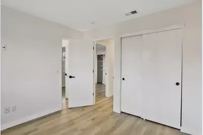 5481 Muskingham Way, Sacramento, CA 95823 - Photo 29