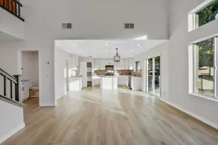 5481 Muskingham Way, Sacramento, CA 95823 - Photo 9