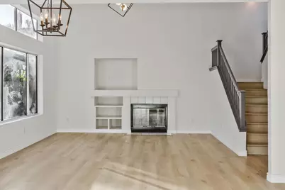 5481 Muskingham Way, Sacramento, CA 95823 - Photo 17