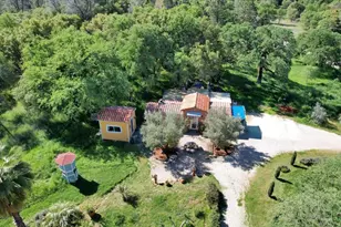 9735 Stackhouse Ln, Oregon House, CA 95962 - Photo 3