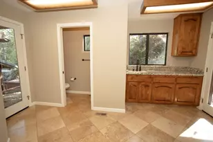 6415 Fairway Ct, Auburn, CA 95602 - Photo 13