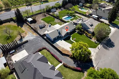 10324 Rio Sombra Court, Oakdale, CA 95361 - Photo 11