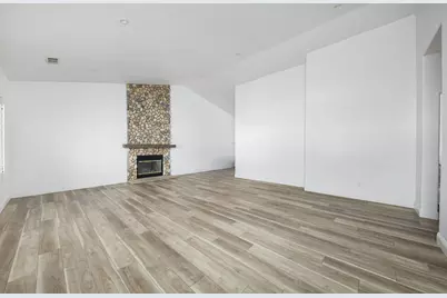 10324 Rio Sombra Court, Oakdale, CA 95361 - Photo 13