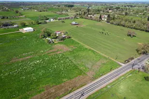 8960 Dillard Rd, Wilton, CA 95693 - Photo 13