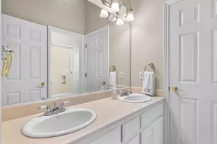 10528 Rio Sombra Dr, Oakdale, CA 95361 - Photo 19