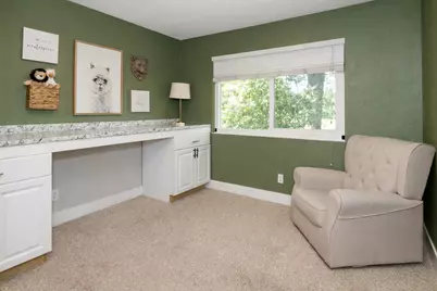 2672 Rio Bravo Circle, Sacramento, CA 95826 - Photo 15