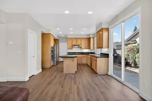 9953 W Taron Dr, Elk Grove, CA 95757 - Photo 19