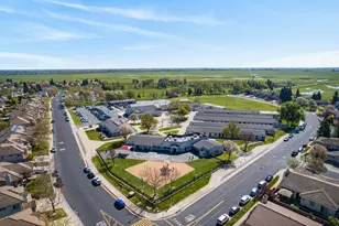 9953 W Taron Dr, Elk Grove, CA 95757 - Photo 47