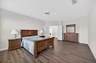 9953 W Taron Dr, Elk Grove, CA 95757 - Photo 27