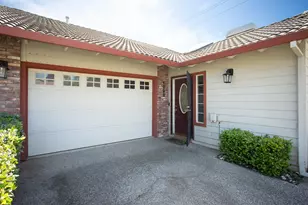 1098 Gilliland Dr, Yuba City, CA 95991 - Photo 3