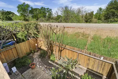 2544 Rio Bravo Circle, Sacramento, CA 95826 - Photo 11