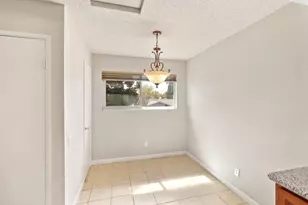 2544 Rio Bravo Cir, Sacramento, CA 95826 - Photo 27